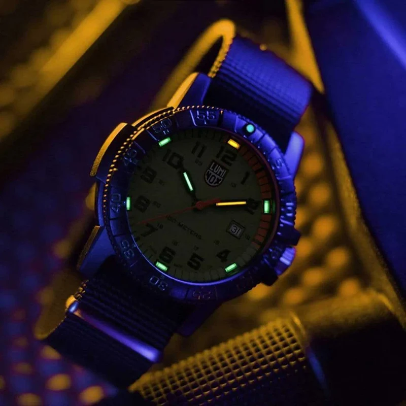 Luminox Leatherback Sea Turtle Giant XS.0337 Herrenuhr • Carbonox • LLT