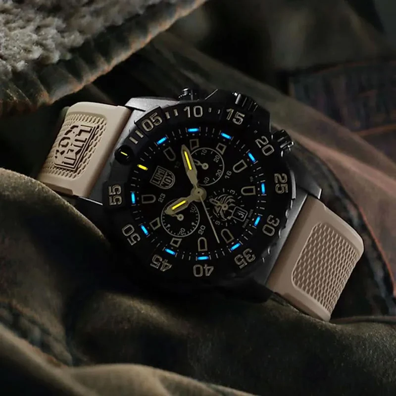 Luminox Navy SEAL Foundation XS.3590.NSF.SET Herrenuhr • LLT-Beleuchtung • Carbonox™