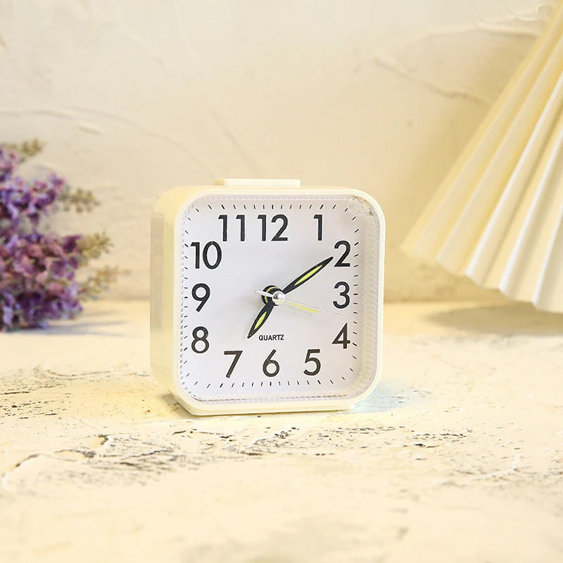 Minimalistische Stille Wekker met Goed Leesbaar Display en Zacht Alarm | Sansoti