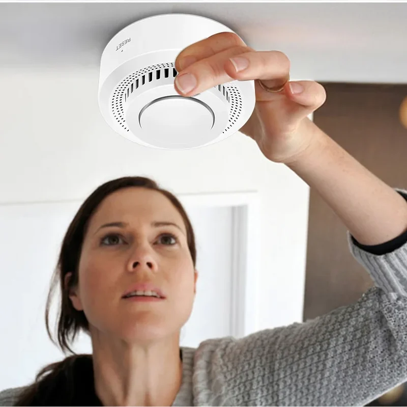 Slimme WiFi Rook- en Hittemelder met Bluetooth Koppeling en 85dB Alarm voor Binnen | Sansoti