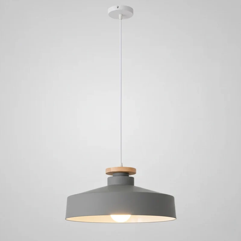 Hanglamp met Houten Kap en Aluminium Accent – Scandinavisch Design voor Eetkamer en Woonkamer | Sansoti