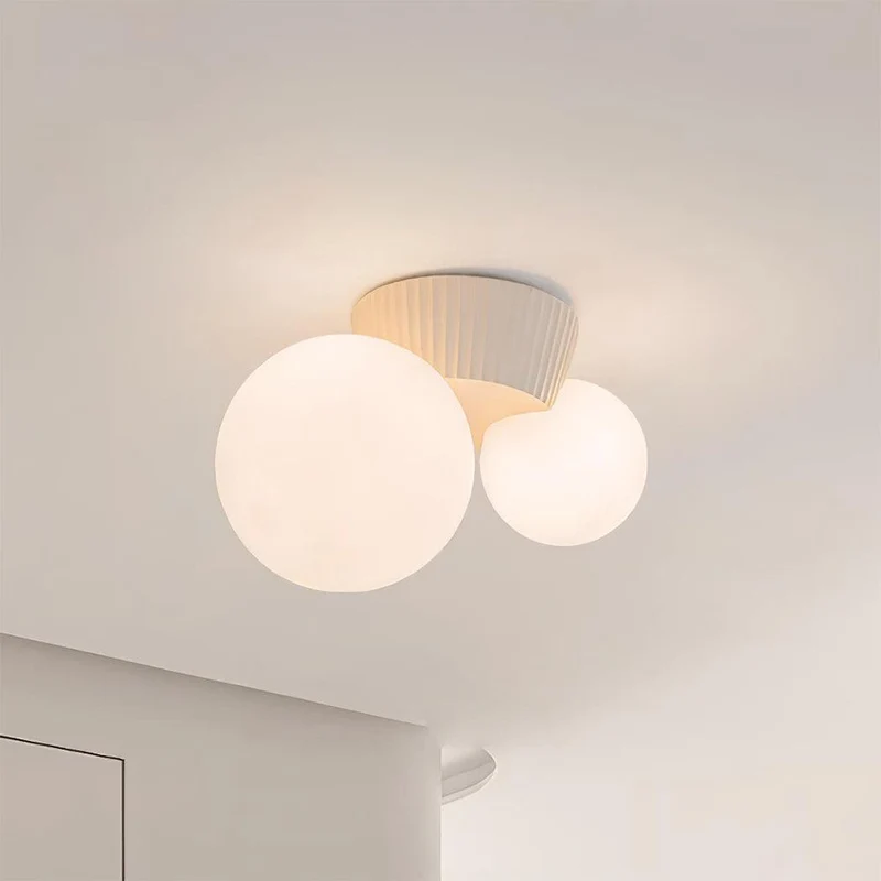 Moderne Plafondlamp met Dubbele Bollen – Stijlvolle Scandinavische Wandverlichting voor Woonkamer en Slaapkamer | Sansoti