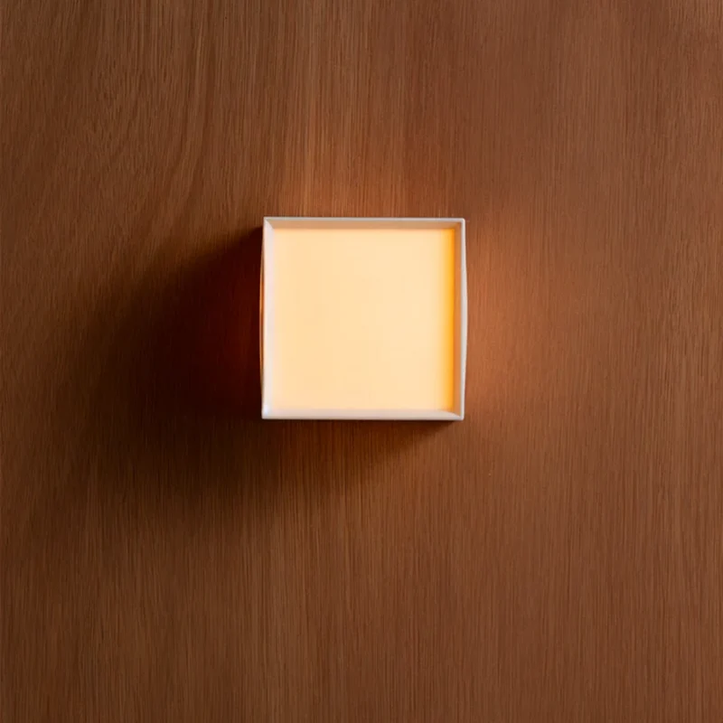 Wandlamp met Minimalistisch Design en Natuurlijke Stoffen Kap — Zachte Sfeerverlichting | Sansoti