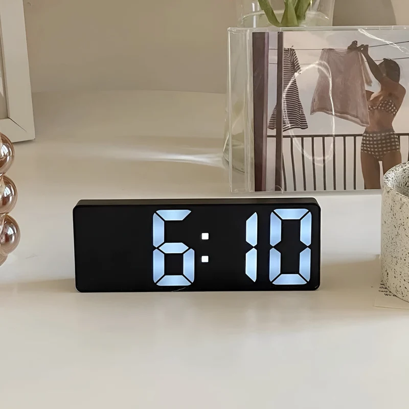 Digitale LED Spiegelwekker met Datum en Temperatuur — Minimalistisch Design voor Slaapkamer en Bureau | Sansoti
