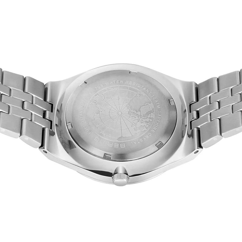Bering Titanium 16141-703 Herrenuhr • Kratzfestes Saphirglas • Ultraleichtes Titan
