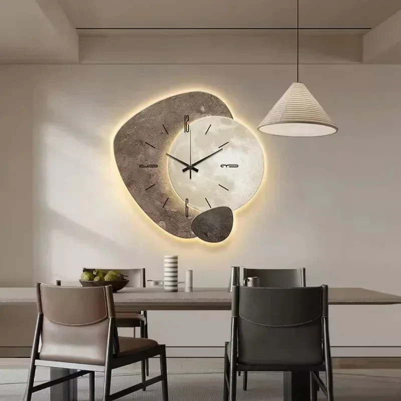 Houten Wandklok met LED-Verlichting – Warm Design voor Woonkamer en Slaapkamer | Sansoti