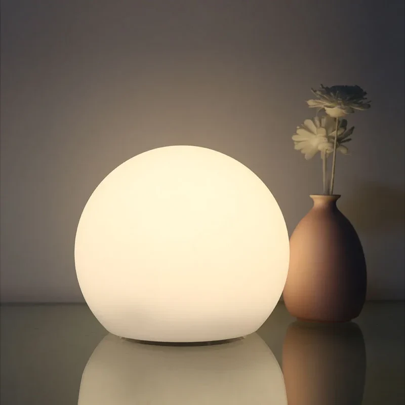 Oplaadbare Bollamp met Afstandsbediening 16 Kleuren en 10 Uur Accuduur Draadloos Sfeerverlichting | Sansoti