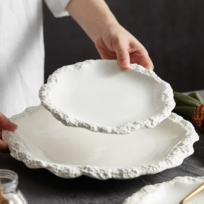 Keramisch Dinerbord met Rustieke Randstructuur – Elegante Servies voor Iedere Maaltijd | Sansoti