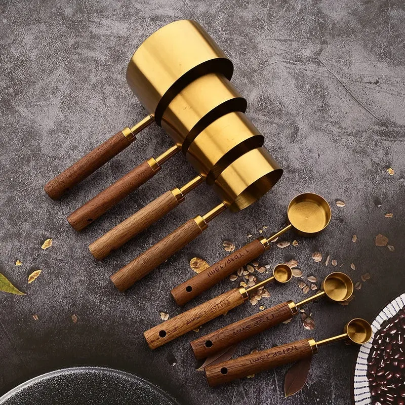 Maatlepelset 8-Delig RVS met Houten Handvat - Nestbaar Keukengerei voor Bakken en Koken | Sansoti