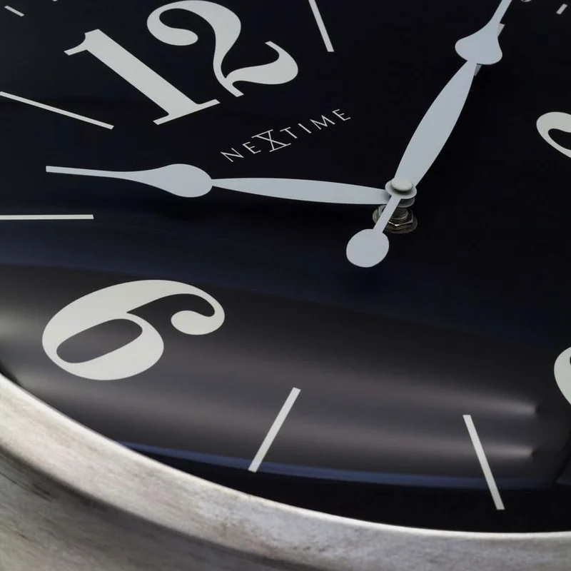 Nextime Wanduhr 39x39x8,3 cm Metall • Lautloses Quarzwerk • Zeitloses Design