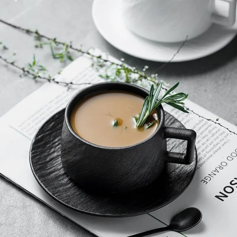 Keramische Koffiemok met Schotel – Japans Geïnspireerd Servies voor Thee en Koffie – Handgevormde Kopjes met Bijpassend Onderzettertje | Sansoti