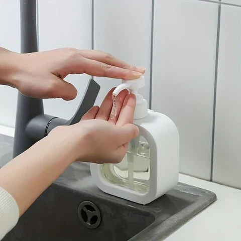 Scandinavische Zeepdispenser met Pompje | 17cm & 19cm | Minimalistisch Design voor Badkamer & Keuken | Duurzame ABS & PVC Zeeppomphouder | Sansoti