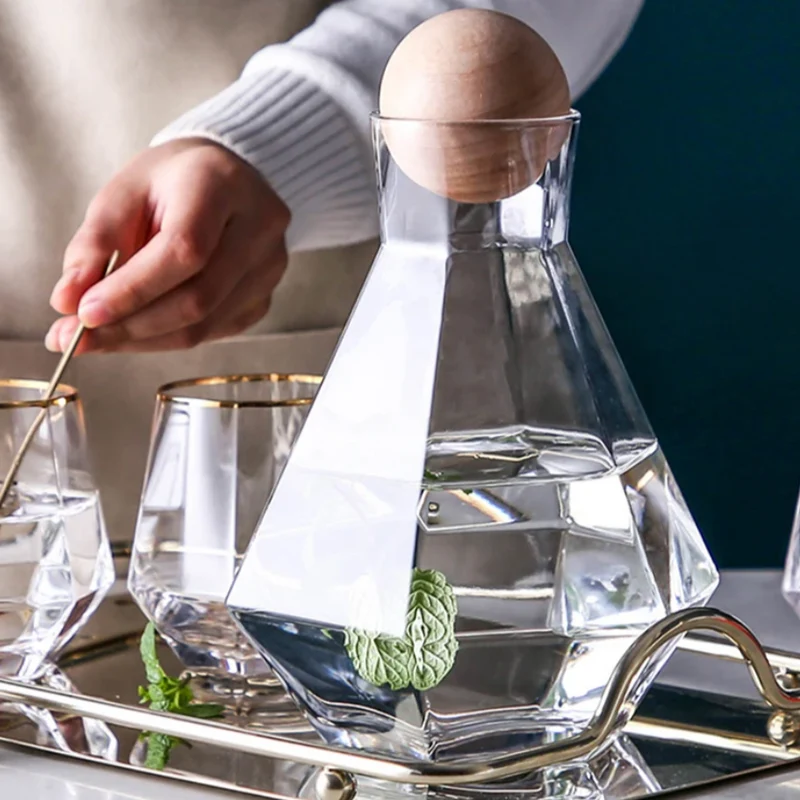Glazen Karafset 5-delig met Diamantreliëf Transparant Glas Beukenhout Dop voor Serveren van Water Sap Wijn | Sansoti
