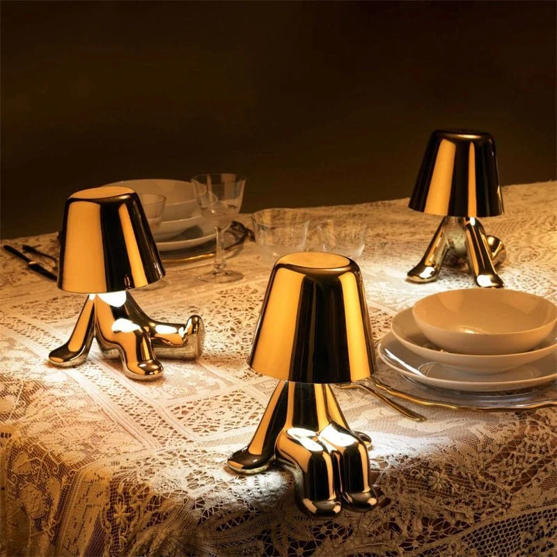 Decoratieve Tafellamp Denkende Figuur met USB Oplaadbare LED Verlichting voor Leeshoek en Werkplek | Sansoti