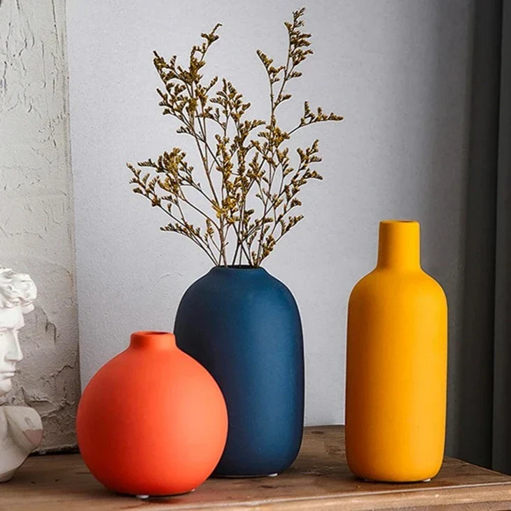 Keramische Vaas met Handgeschilderde Scandinavische Motieven – Decoratieve Bloemenvaas voor Woonkamer en Tafel | Sansoti