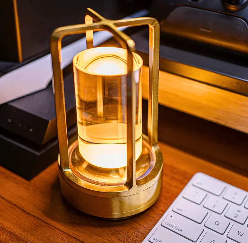 Decoratieve Kristallen Tafellamp Oplaadbaar Draadloos LED Nachtlampje met Drie Lichtstanden Dimbaar Modern Design 18cm | Sansoti