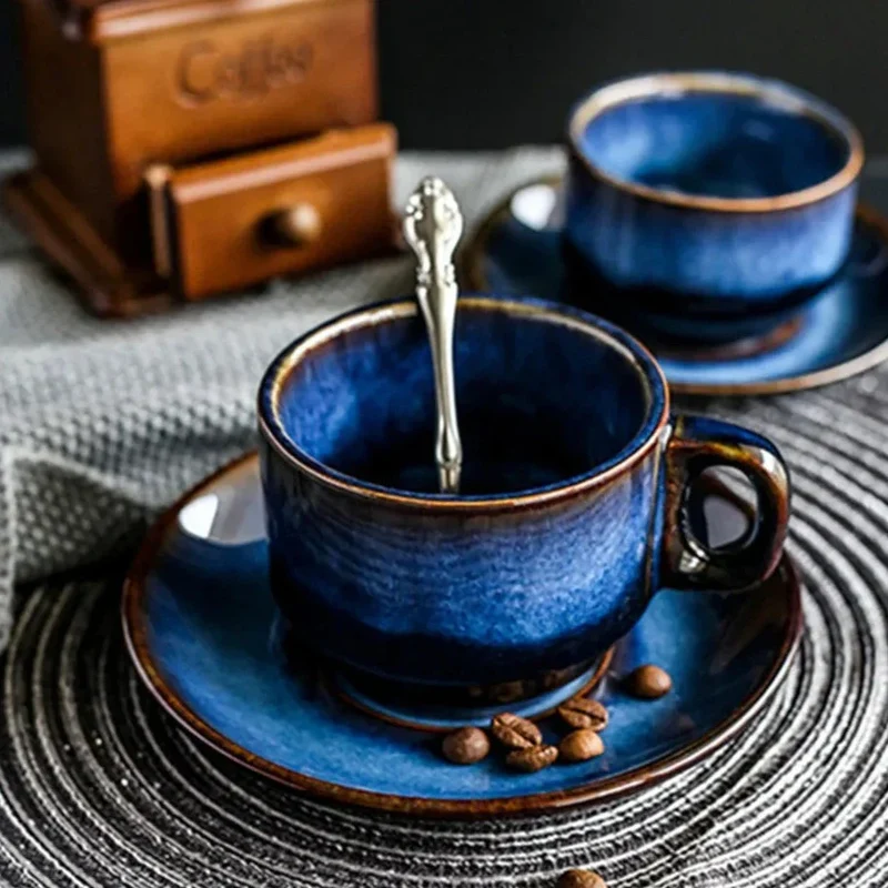 Keramische Mok & Schotel Set Diepblauw Bone China met Antieke Details | Sansoti