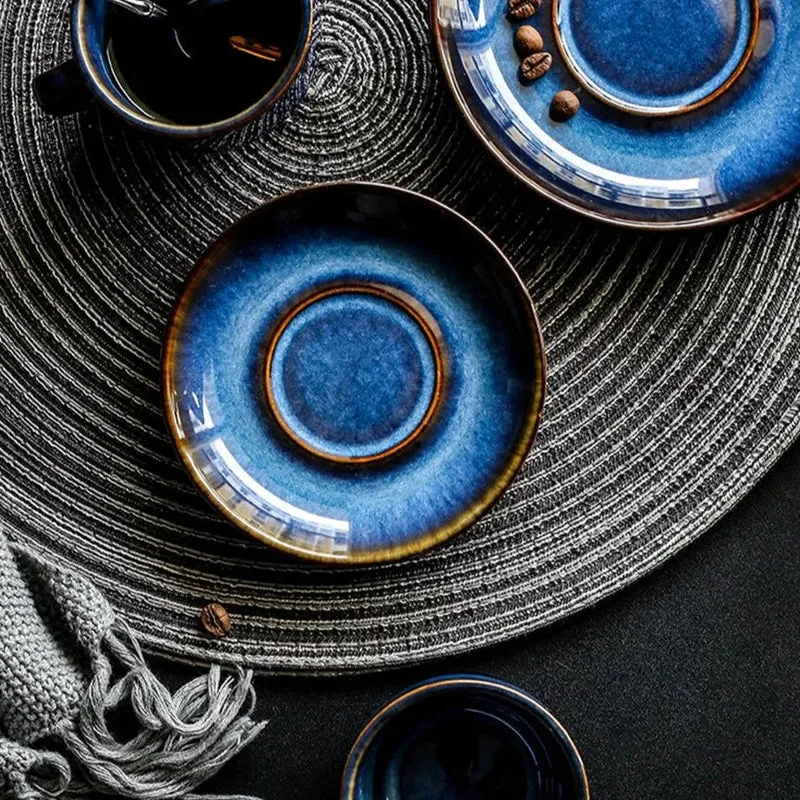 Keramische Mok & Schotel Set Diepblauw Bone China met Antieke Details | Sansoti