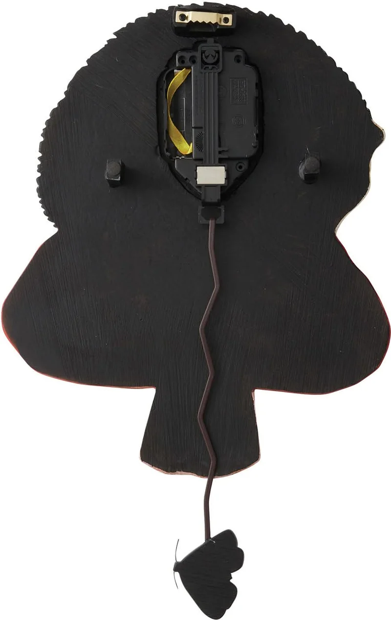 Allen Designs Wanduhr 28,5x23,0x6,0 cm Kunststoff • Windschnittiges Design • Mit Pendel