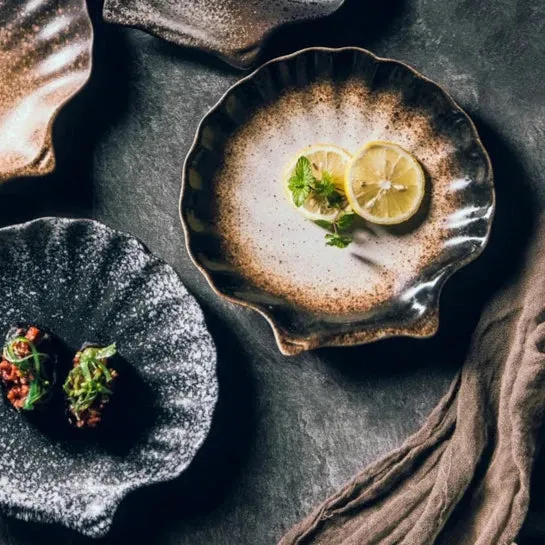 Keramische Schelpvormige Borden Wit Zwart Bruin Servies Coastal Dining | Sansoti