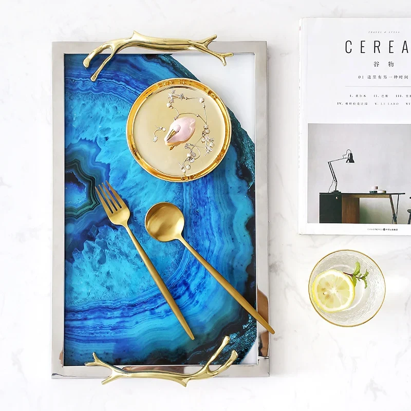 Decoratief Dienblad met Blauwe Agaatpatroon – Elegant Serveerblad met Glazen Inleg en Edelstalen Rand – Uniek Natuursteen Design voor Tafel en Interieur | Sansoti