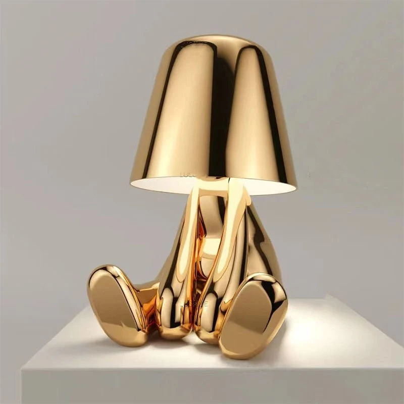 Denkende Figuur Tafellamp Goudkleurig IJzer USB Oplaadbaar Sculptuur Verlichting | Sansoti